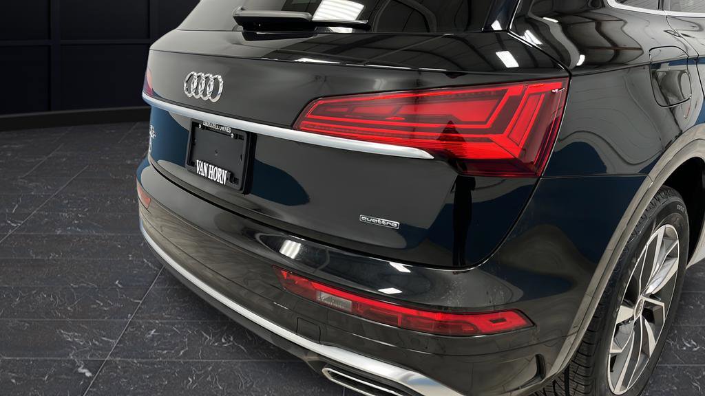 Used 2023 Audi Q5 2.0T Premium w/ Convenience Package image 37