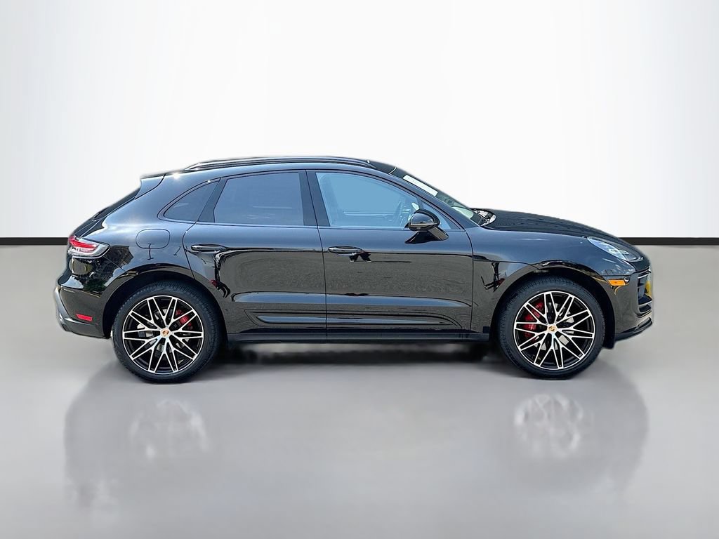 Certified 2025 Porsche Macan S AWD/4WD image 8
