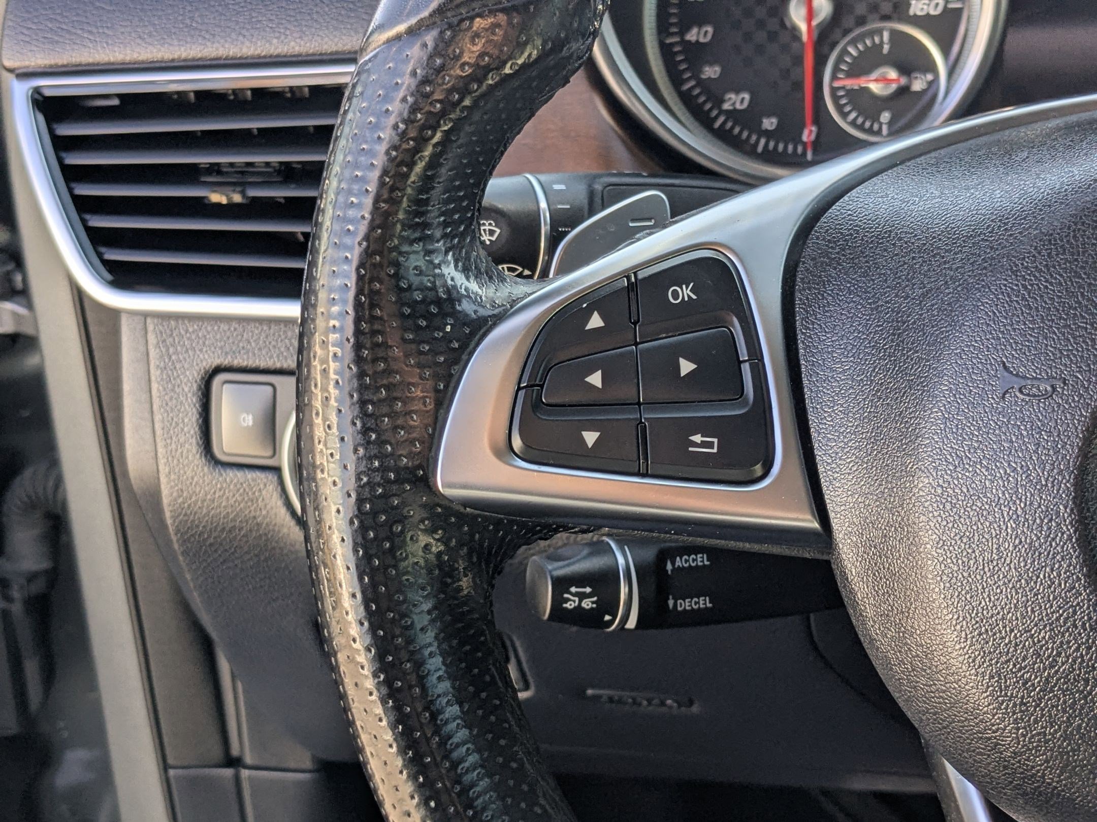 Used 2017 Mercedes-Benz GLE 43 AMG 4MATIC Coupe w/ Premium 3 Package image 18