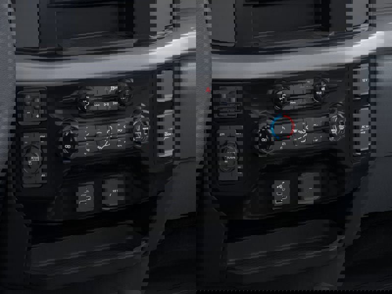 New 2026 Ford F550 4x4 Regular Cab Super Duty w/ XL Chrome Package image 15