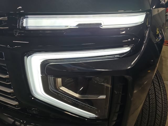 New 2026 Chevrolet Tahoe High Country AWD/4WD image 36