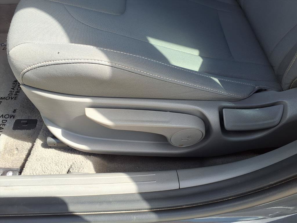 Used 2026 Hyundai Elantra Sport FWD image 20