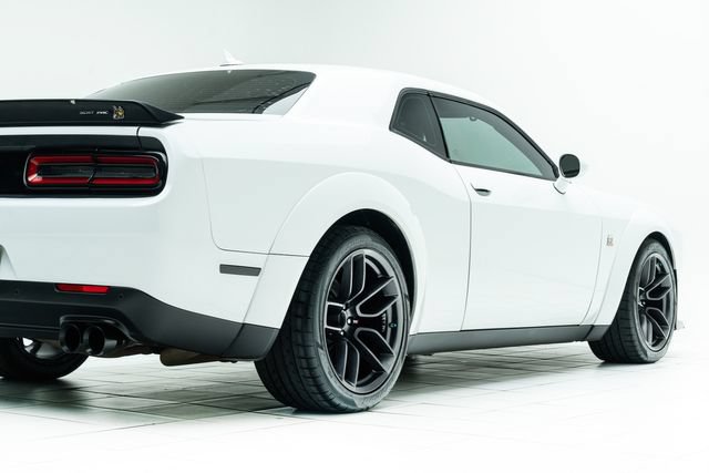 Used 2020 Dodge Challenger R/T Scat Pack RWD image 13