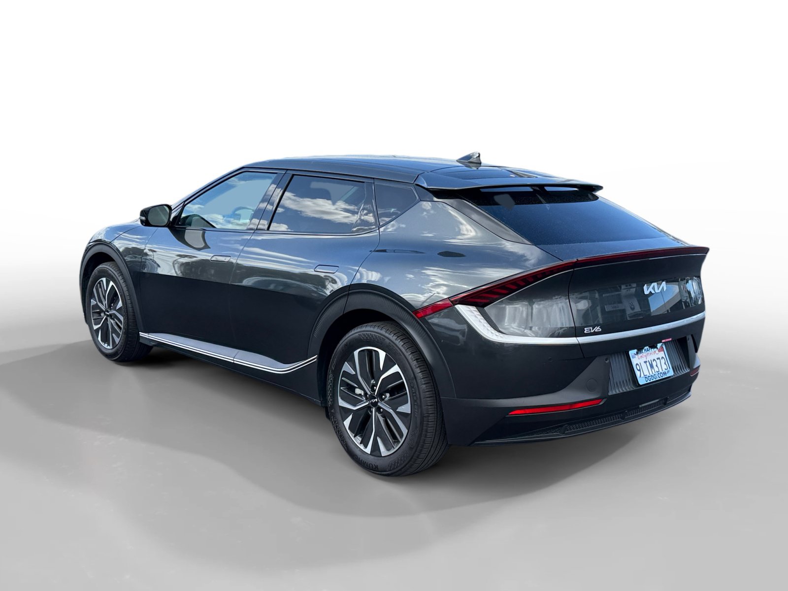 Used 2024 Kia EV6 Light RWD image 3
