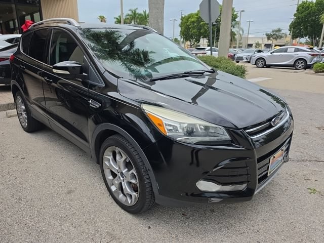 Used 2016 Ford Escape Titanium w/ Equipment Group 301A AWD/4WD image 3