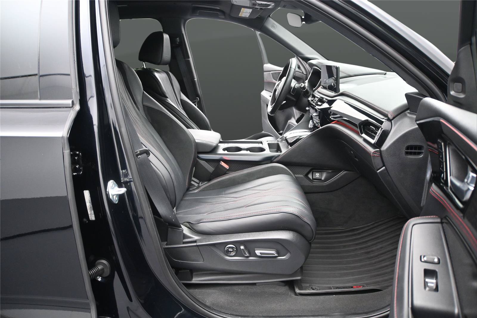 Certified 2025 Acura MDX Type S AWD/4WD image 17