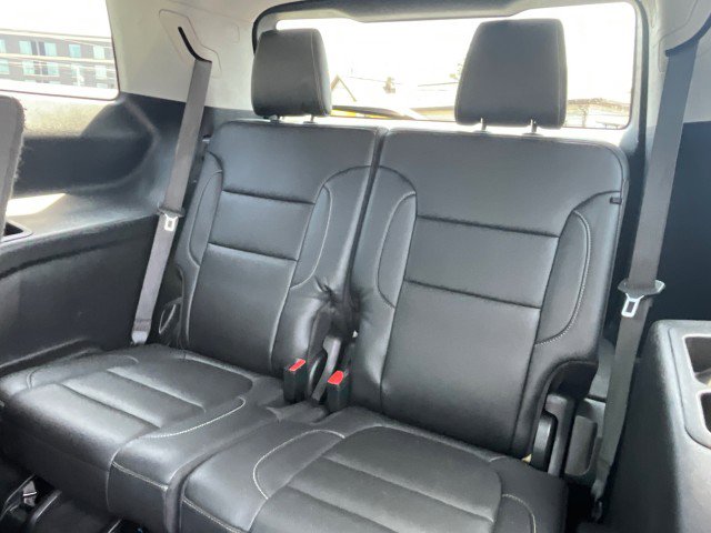 Used 2023 GMC Acadia SLT image 37