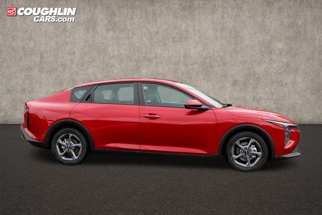 New 2025 Kia K4 FWD 360° Tour
