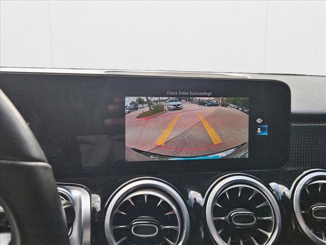 Used 2022 Mercedes-Benz GLB 250 GLB 250 image 18