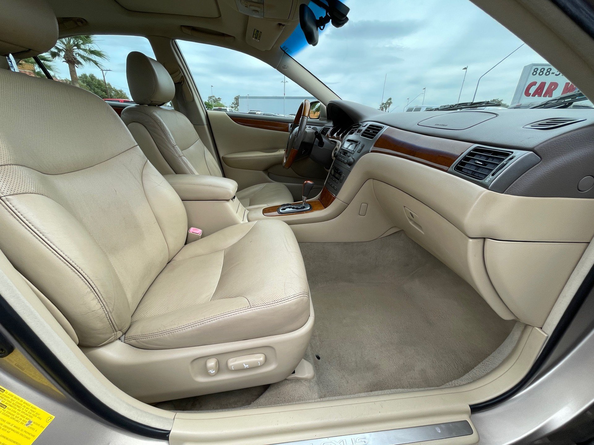 Used 2005 Lexus ES 330 FWD image 23