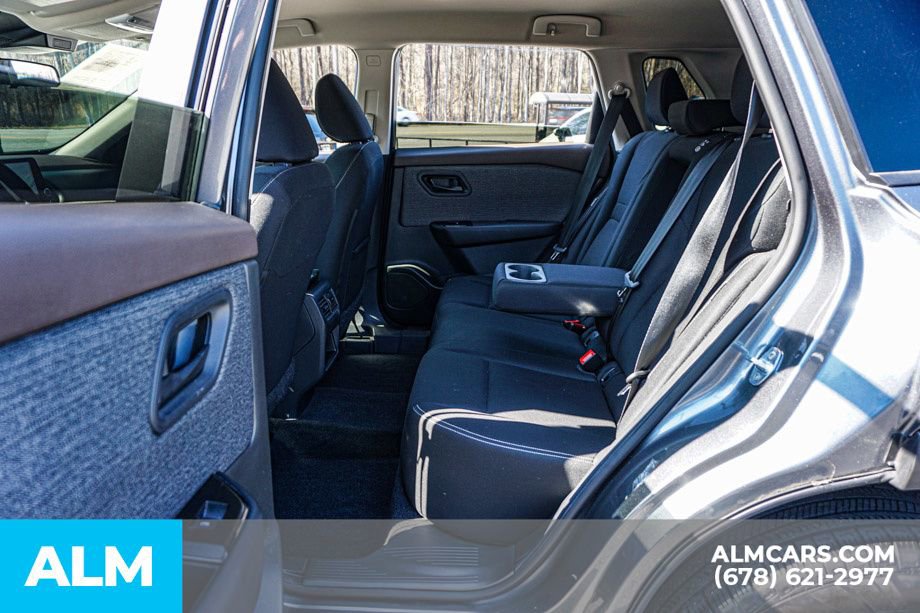 Used 2023 Nissan Rogue S image 21