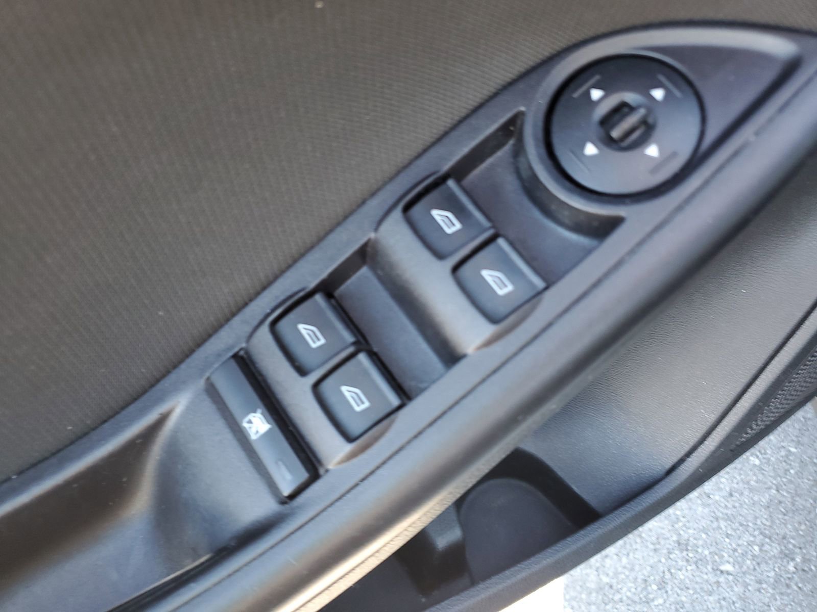 Used 2016 Ford Focus SE image 21