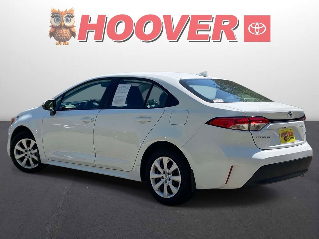 Used 2025 Toyota Corolla LE image 5