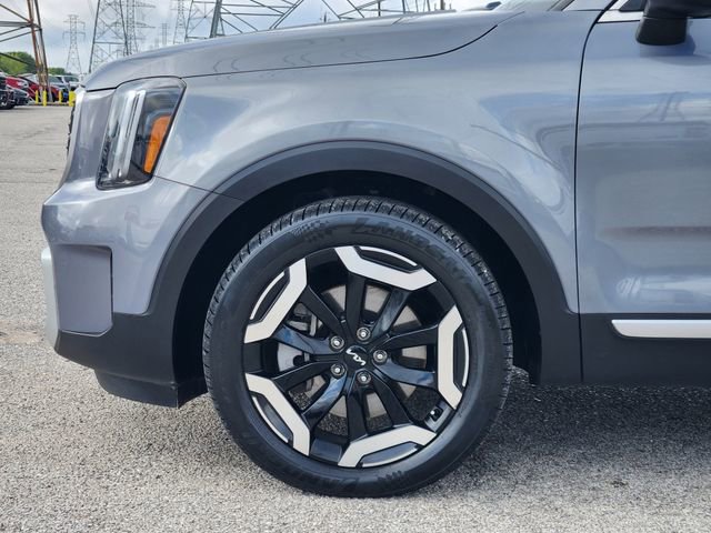 Used 2025 Kia Telluride S image 8