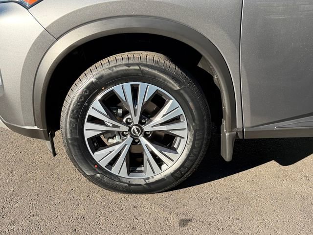 Certified 2023 Nissan Rogue SV image 27