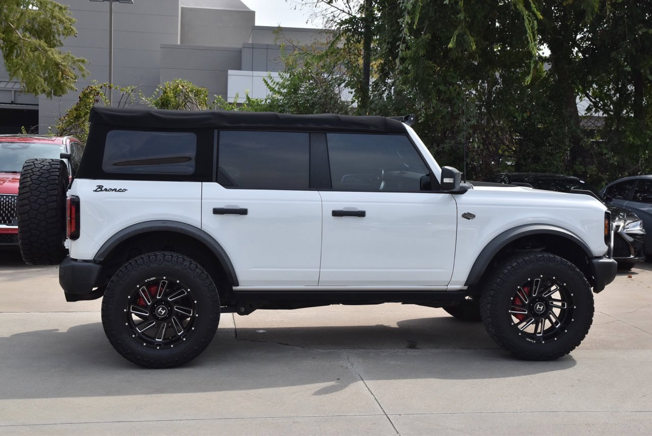 Used 2022 Ford Bronco Wildtrak AWD/4WD image 6