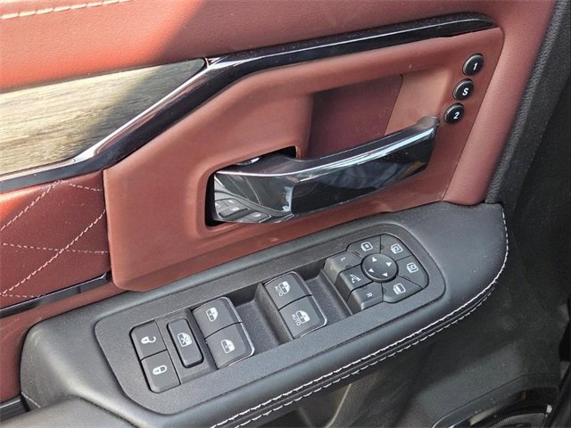 New 2025 RAM 2500 Limited image 15