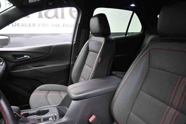 Certified 2024 Chevrolet Equinox RS FWD image 17