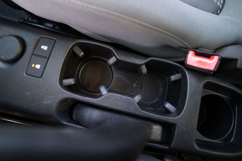 Used 2013 Chevrolet Sonic LS image 17