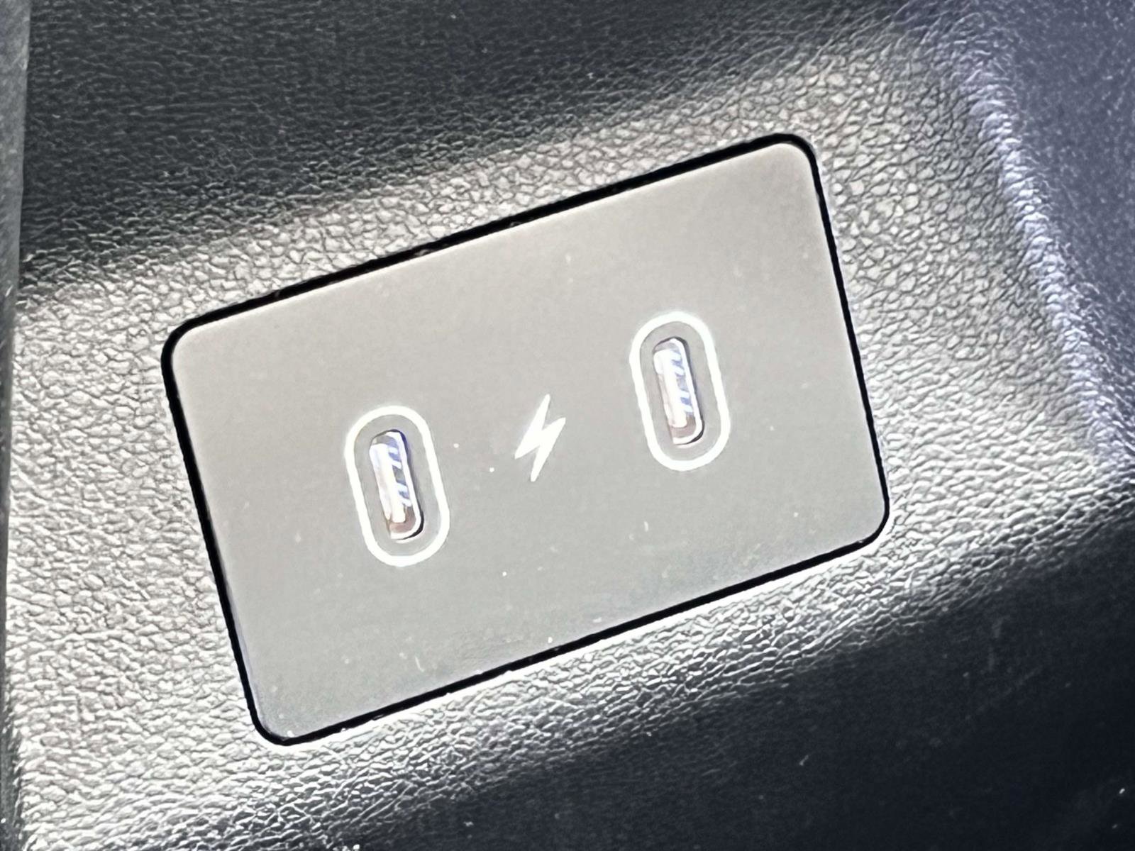 Used 2025 Hyundai Tucson SE image 21