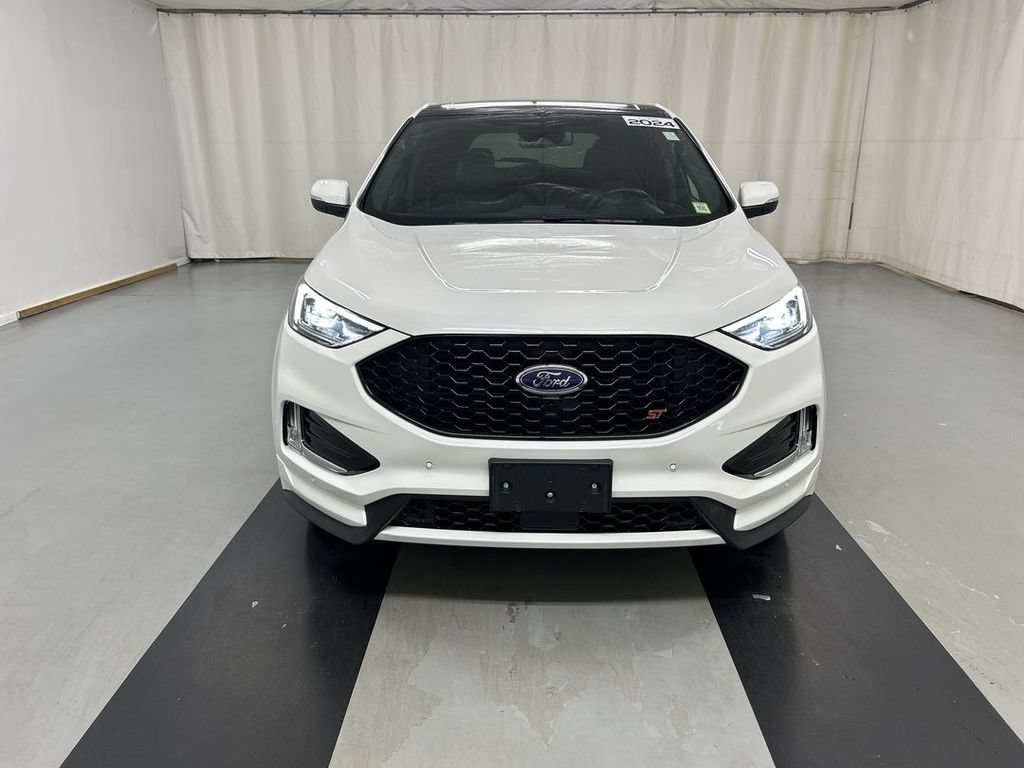 Used 2024 Ford Edge ST w/ Equipment Group 401A AWD/4WD image 3