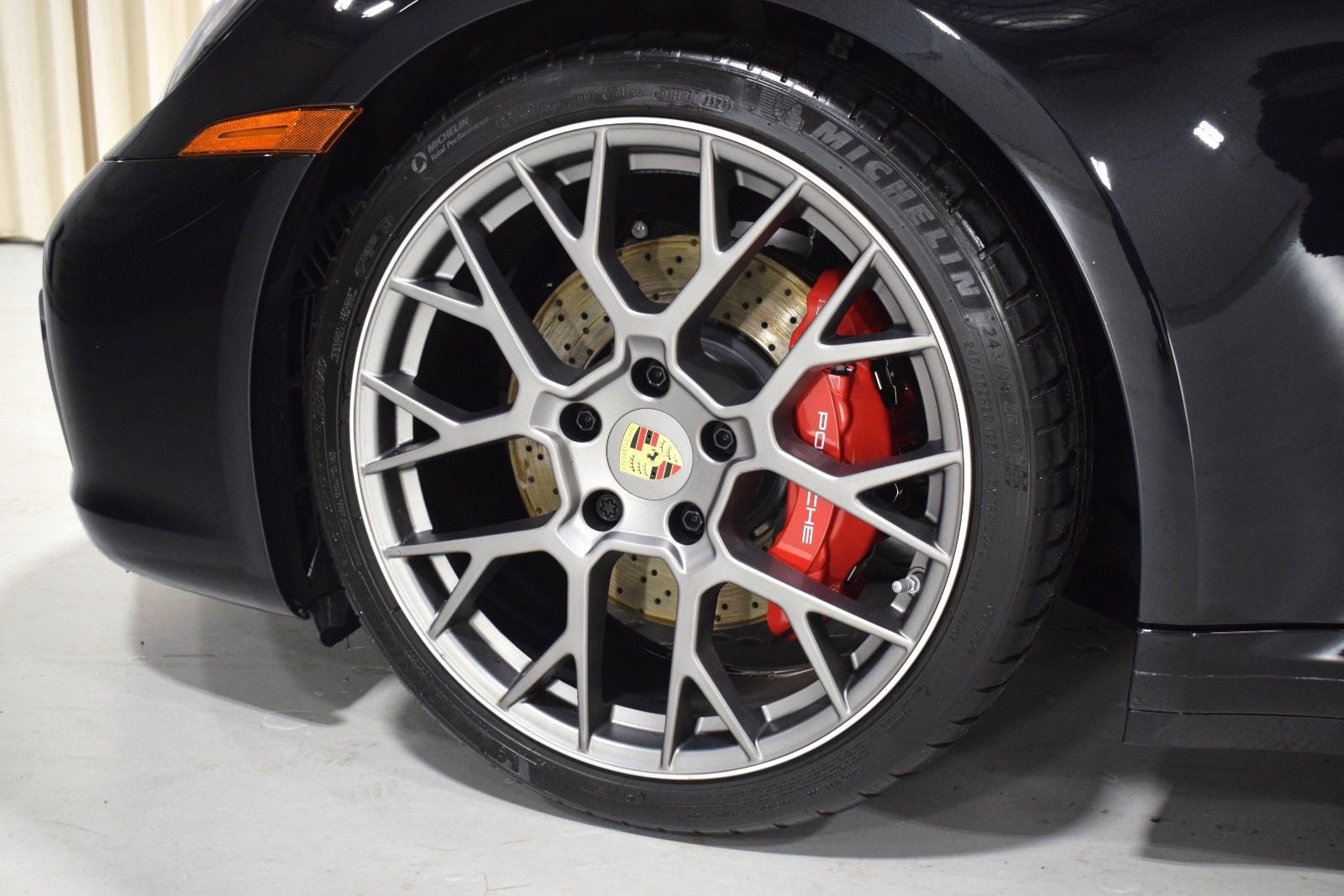 Used 2024 Porsche 911 Carrera 4S AWD/4WD image 7