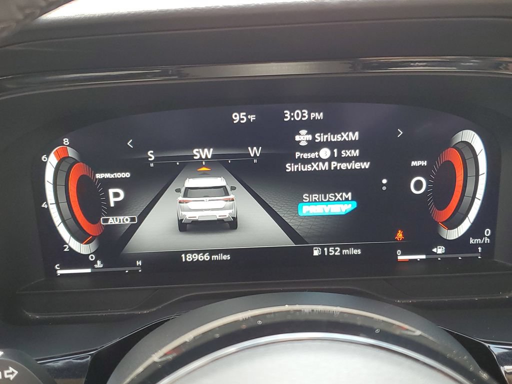 Used 2023 Nissan Pathfinder Platinum AWD/4WD image 10