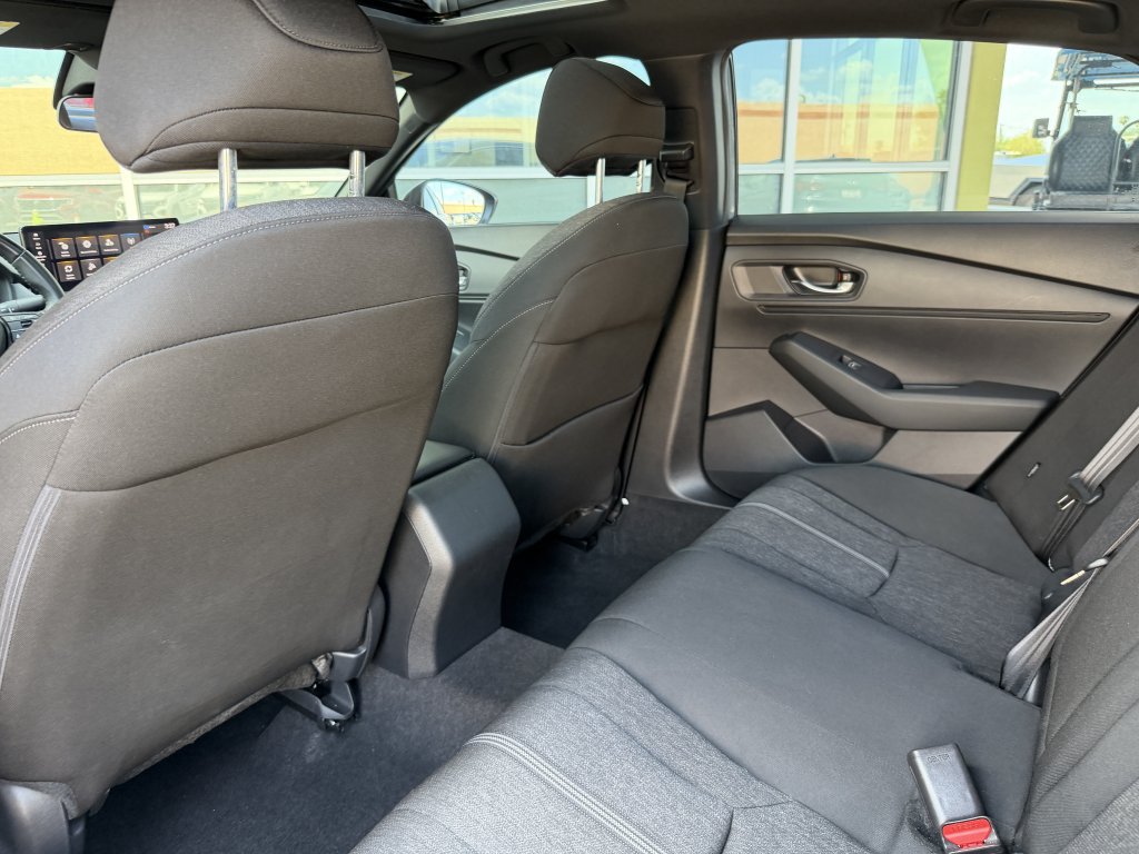 Used 2024 Honda Accord Sport image 32