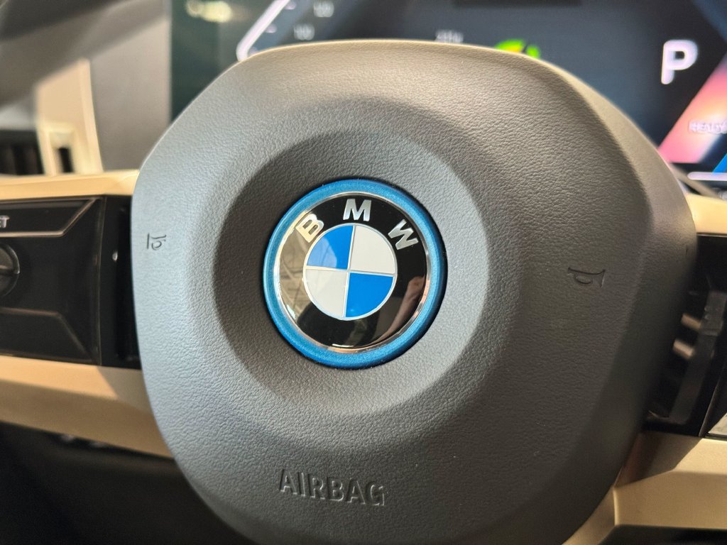 Used 2024 BMW iX xDrive50 AWD/4WD image 20