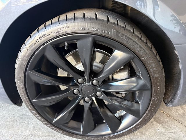 Used 2018 Tesla Model 3 Long Range RWD image 7