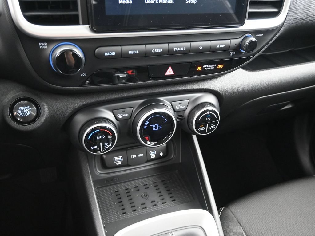 New 2026 Hyundai Venue SEL FWD image 17