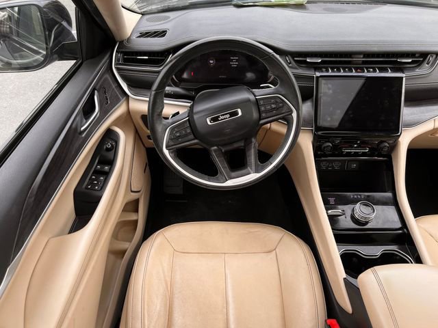 Used 2022 Jeep Grand Cherokee L Limited image 29