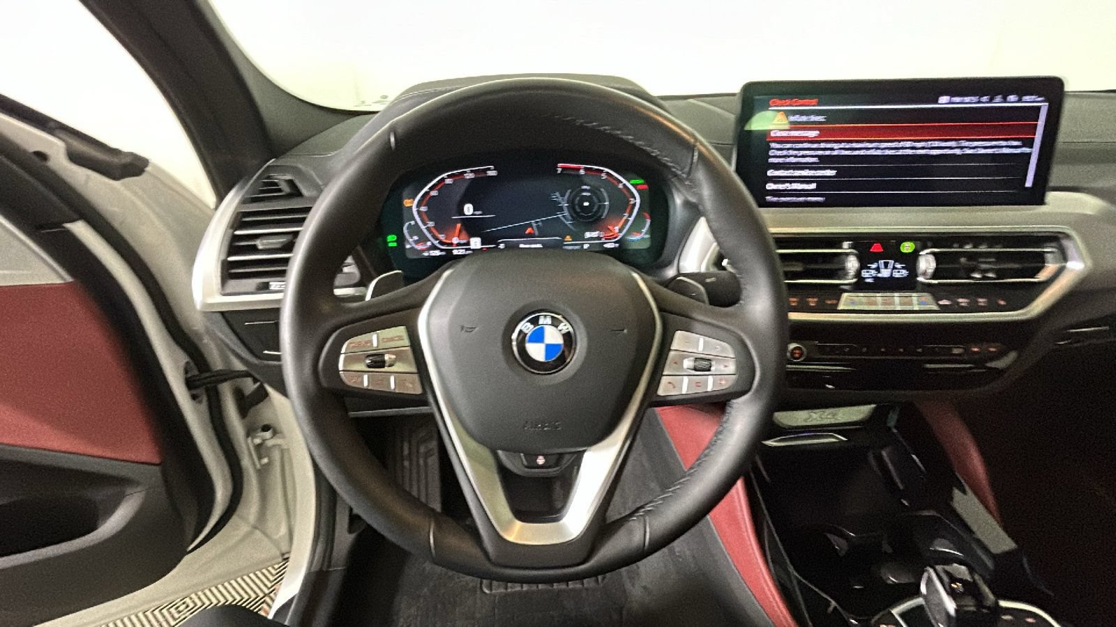 Used 2024 BMW X4 xDrive30i AWD/4WD image 17