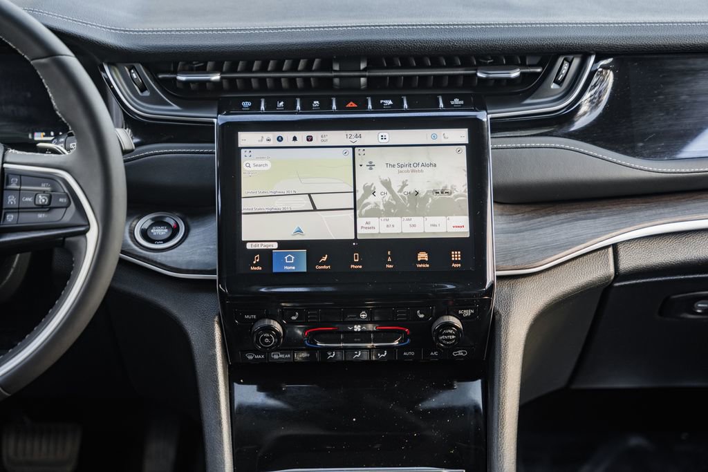 Used 2023 Jeep Grand Cherokee 4WD 4xe image 21