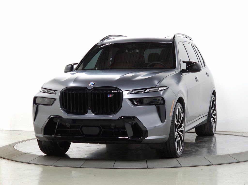 Used 2026 BMW X7 M60i image 3