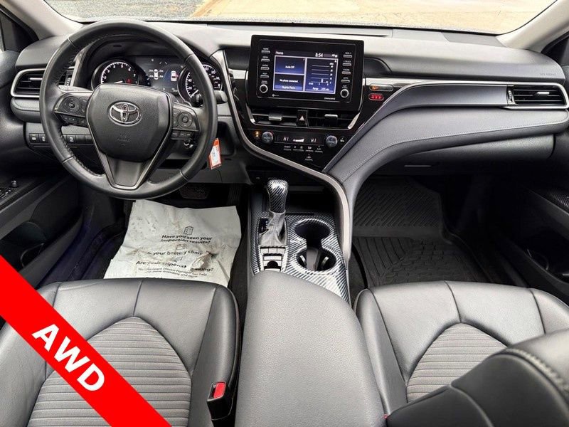 Used 2024 Toyota Camry SE image 13