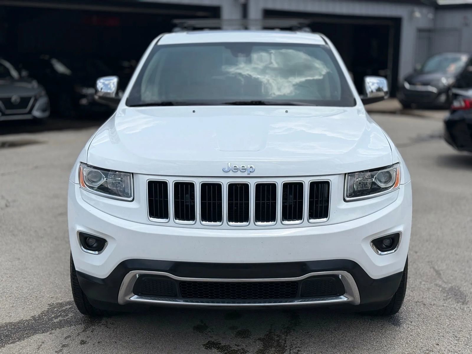 Used 2016 Jeep Grand Cherokee Limited w/ Trailer Tow Group IV RWD image 2
