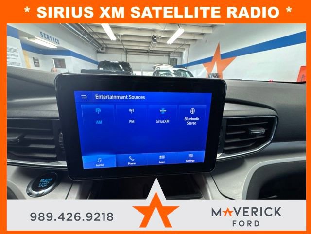 Used 2023 Ford Explorer XLT w/ Equipment Group 202A AWD/4WD image 9