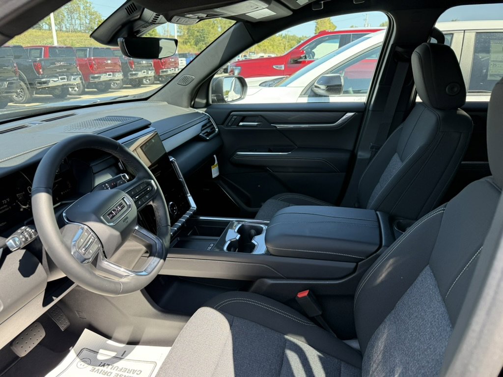 New 2026 GMC Acadia Elevation image 12