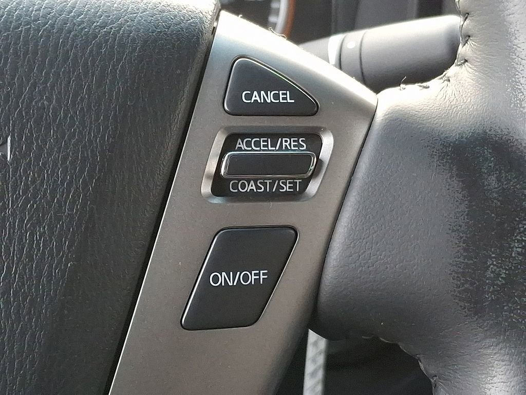 Used 2014 Nissan Titan SV w/ SV Value Truck Package image 17