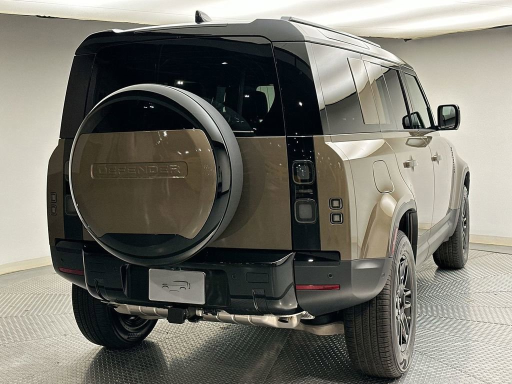 New 2026 Land Rover Defender 110 S image 3