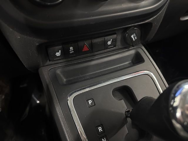 Used 2014 Jeep Patriot Latitude image 35