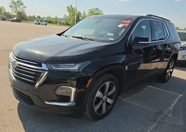 Used 2023 Chevrolet Traverse LT w/ LT Premium Package AWD/4WD image 1