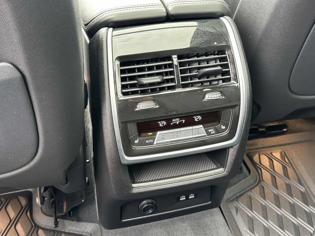 Certified 2025 BMW X7 M60i w/ Climate Comfort Package AWD/4WD image 19