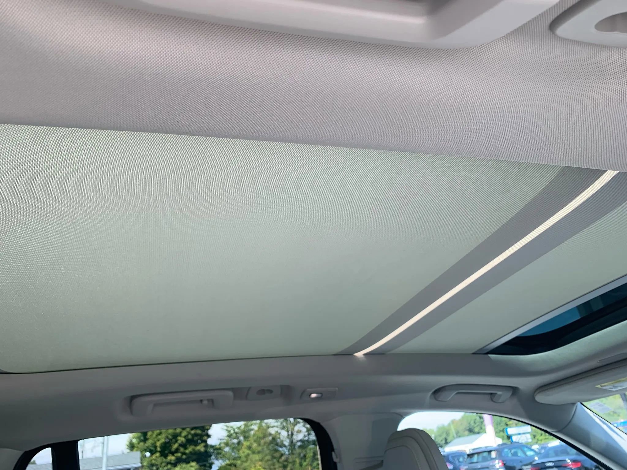 Used 2023 Volvo XC90 B5 Core w/ Protection Package Premier image 21