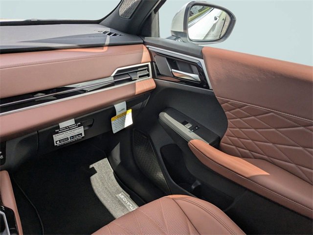 New 2025 Mitsubishi Outlander SEL image 16