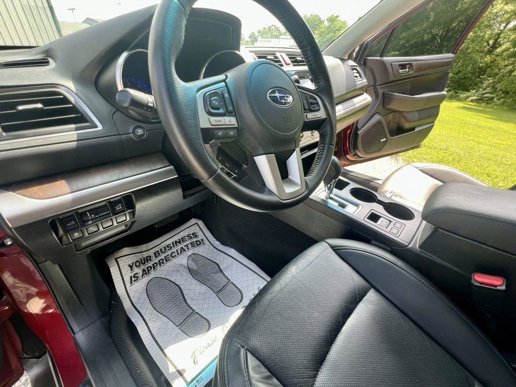 Used 2017 Subaru Outback 3.6R Limited AWD/4WD image 9