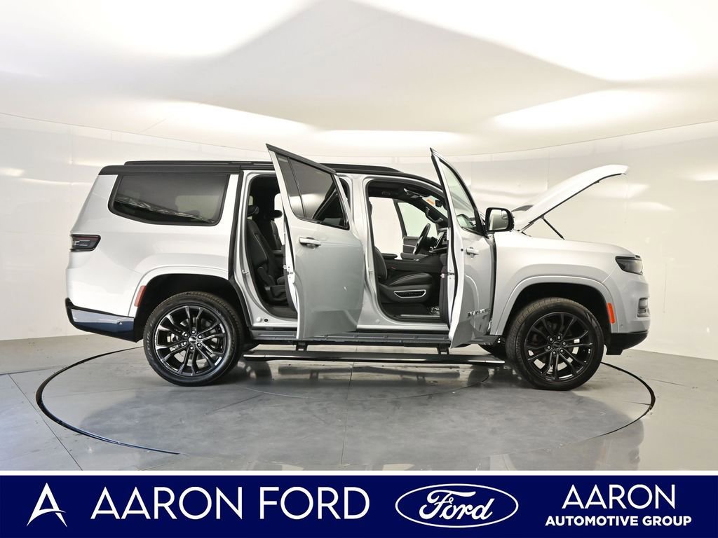 Used 2024 Jeep Grand Wagoneer Series II w/ Quick Order Packagew 28T image 4