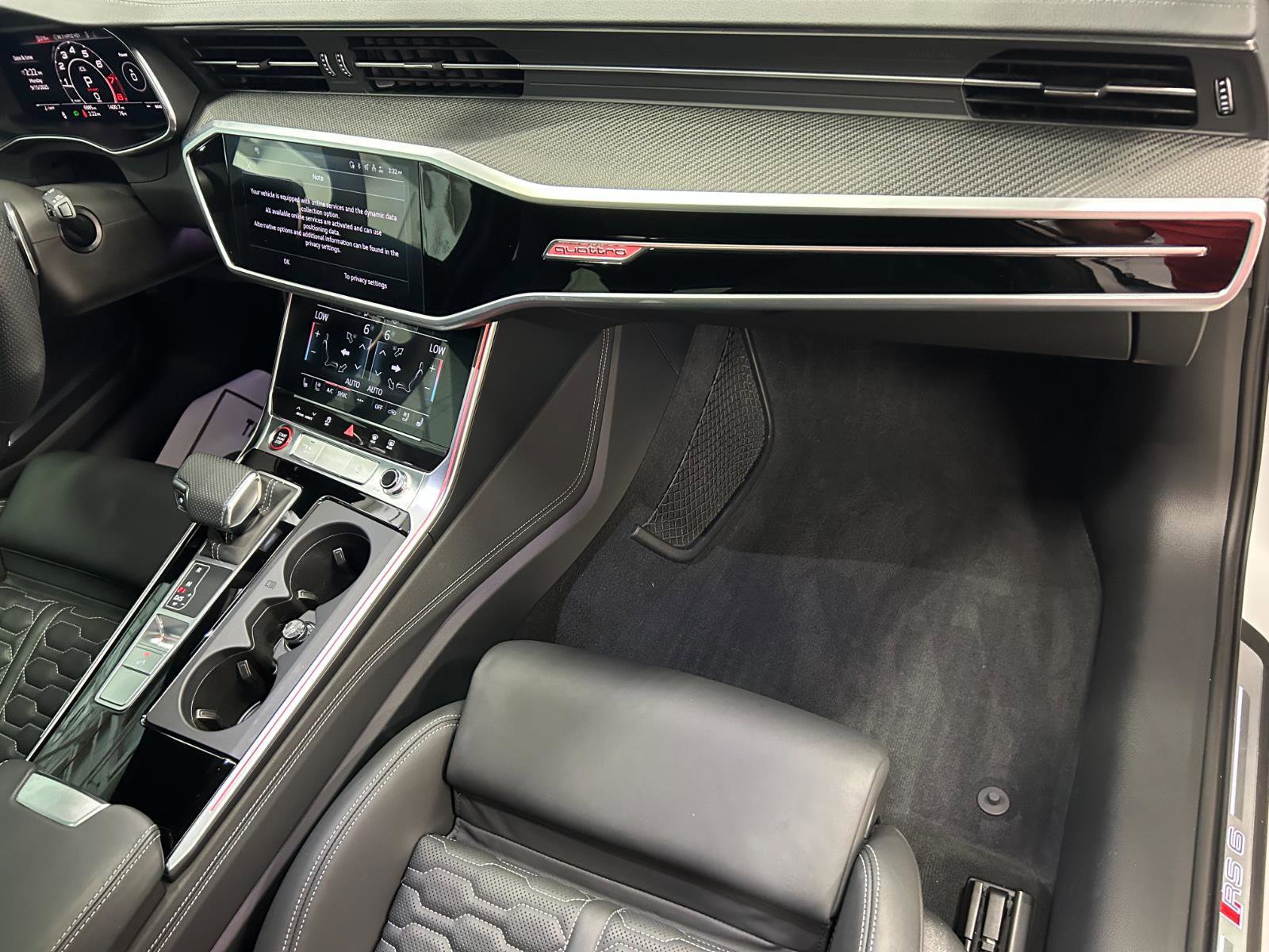 Used 2025 Audi RS 6 performance image 28