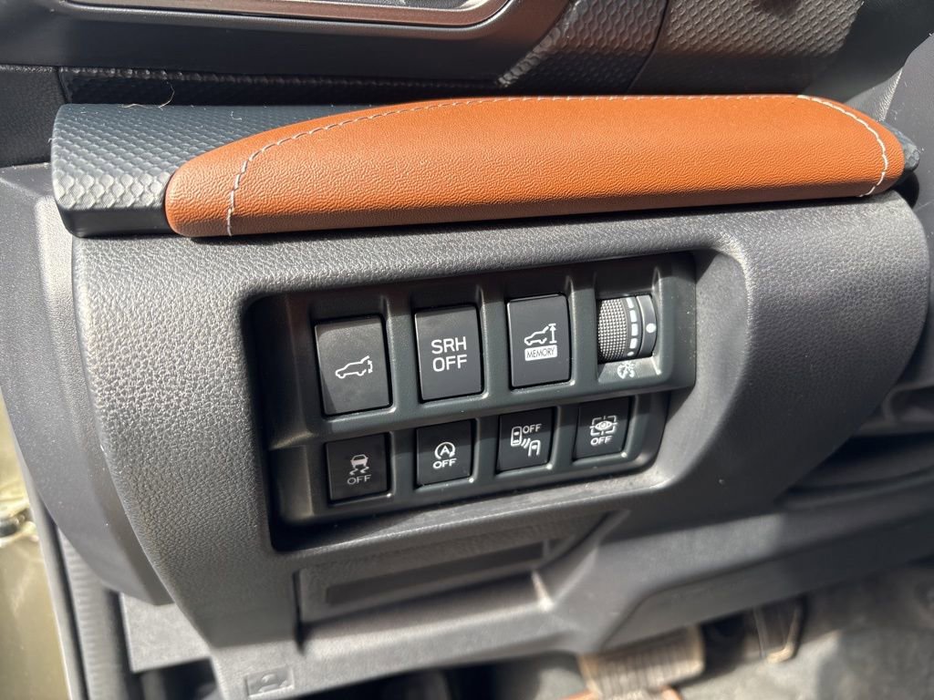 Certified 2023 Subaru Forester Touring AWD/4WD image 21